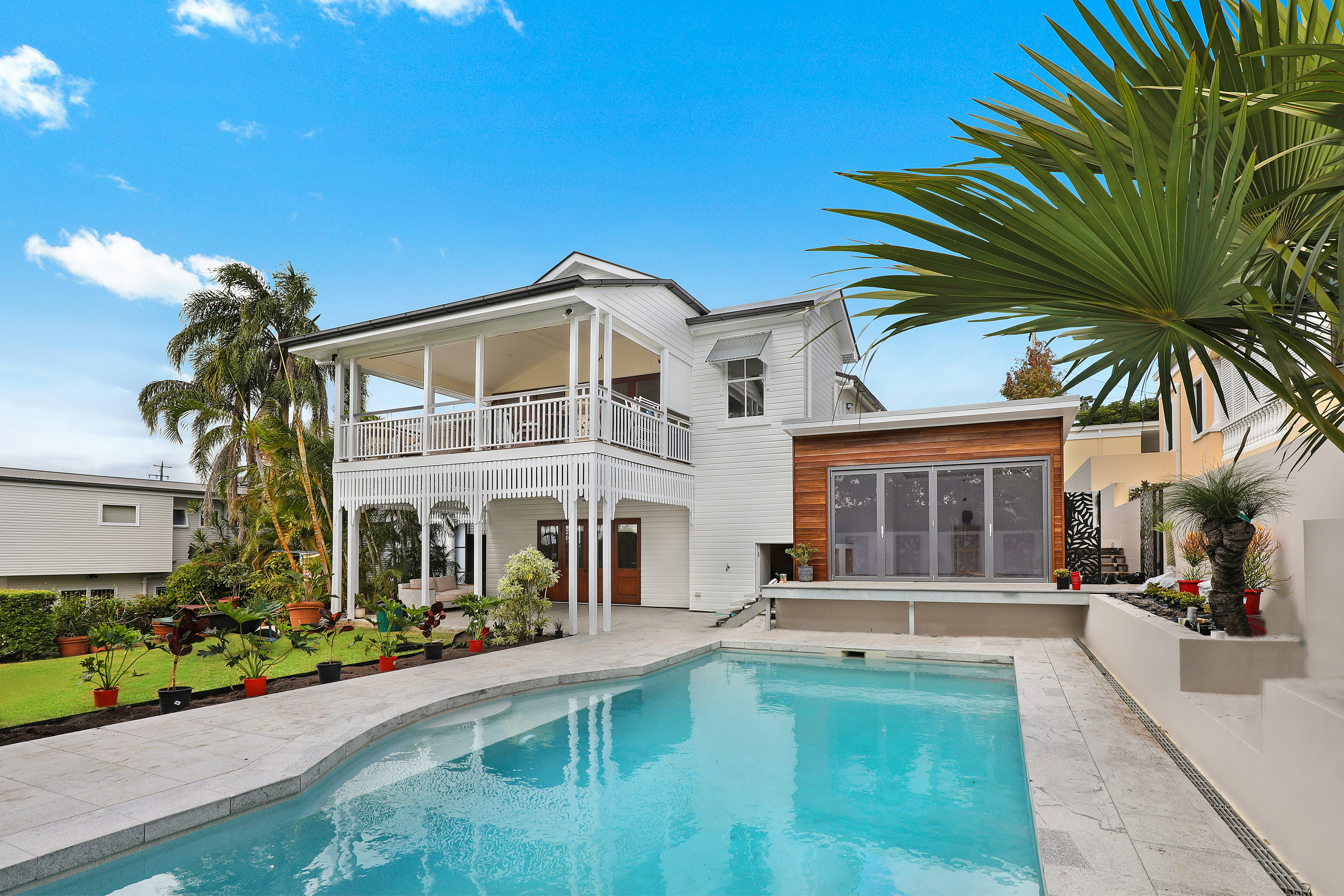 Established family homes in Botany Downs, East Auckland